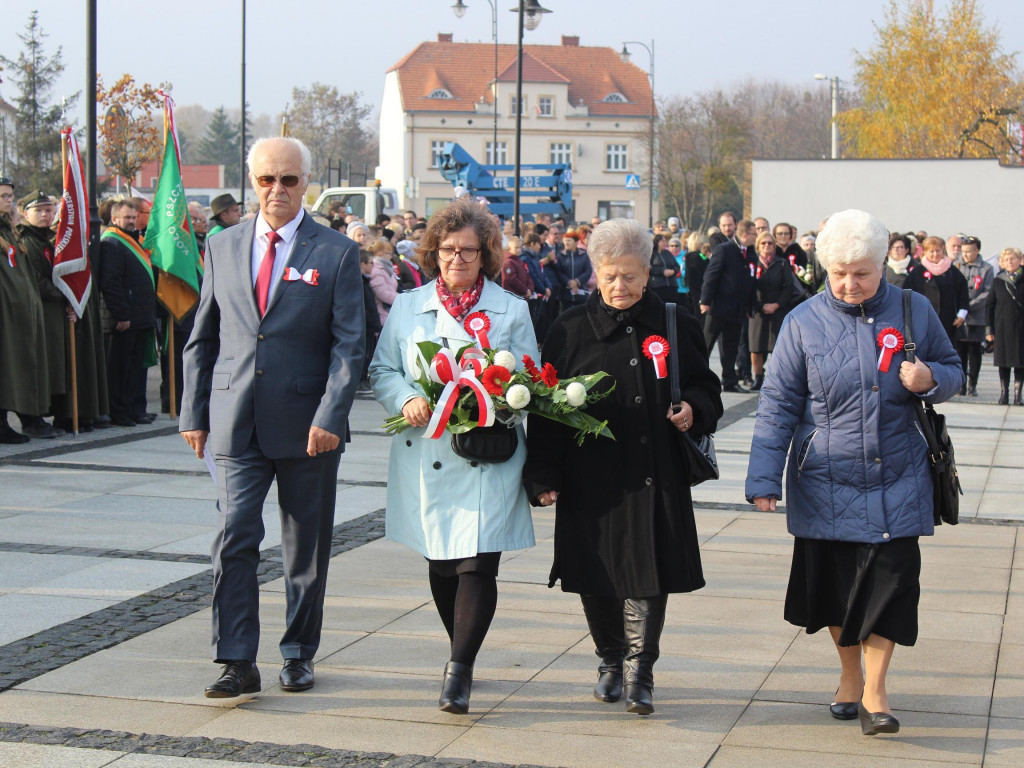 Setki neklan uczciły 100-lecie odzyskania niepodległości