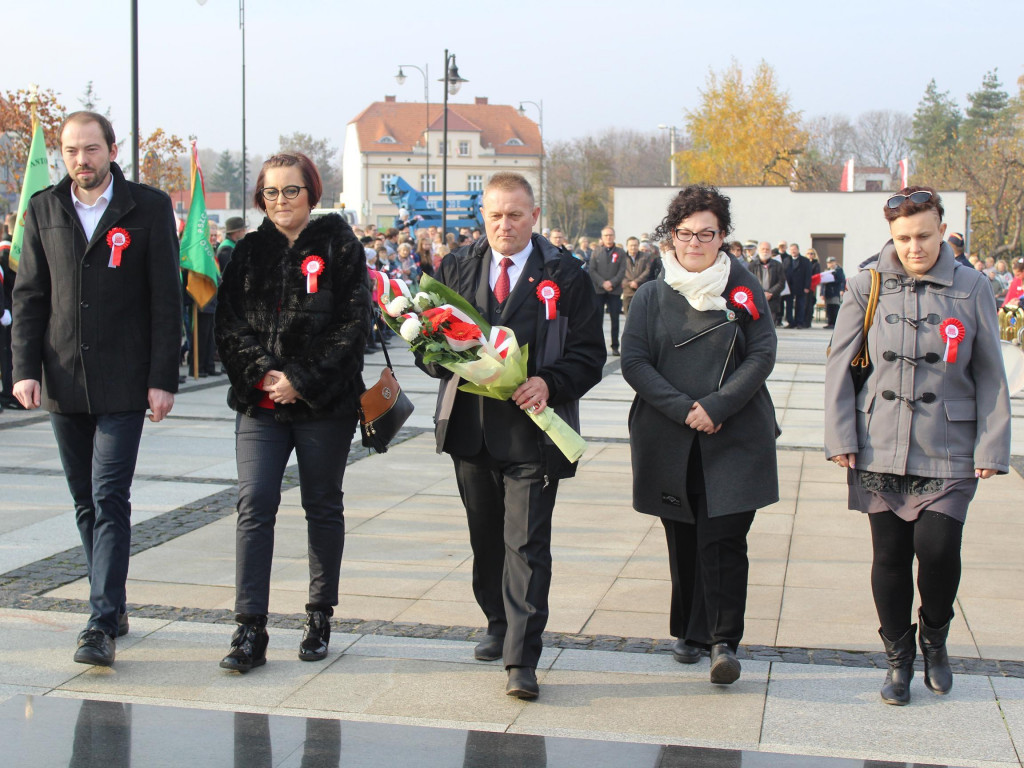 Setki neklan uczciły 100-lecie odzyskania niepodległości