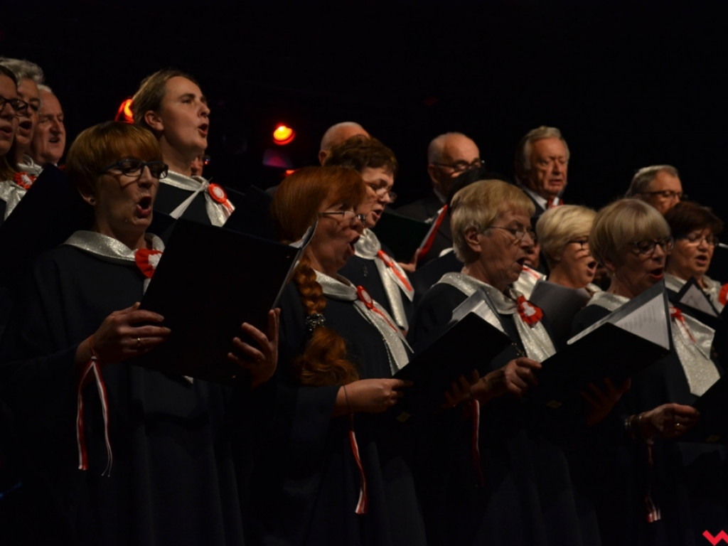 „Sto lat” dla Niepodległej. Pokoleniowe śpiewanie z Cameratą