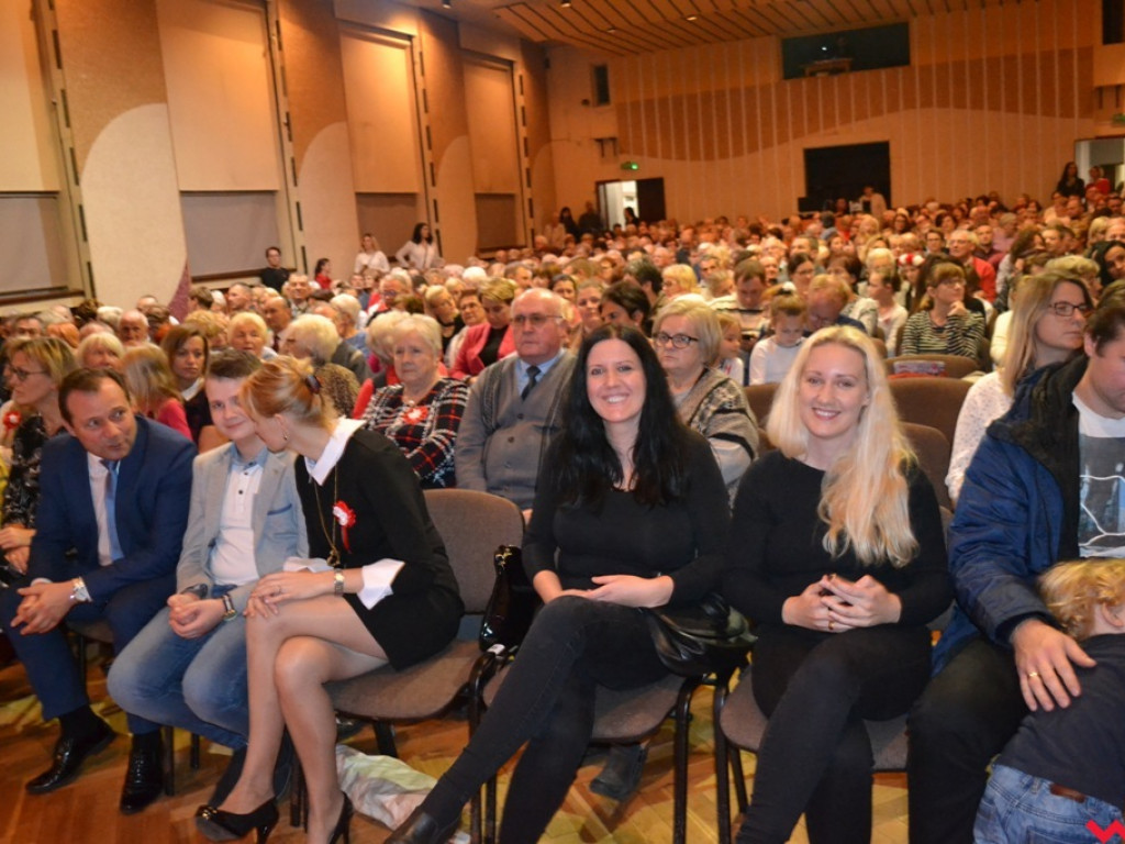 „Sto lat” dla Niepodległej. Pokoleniowe śpiewanie z Cameratą