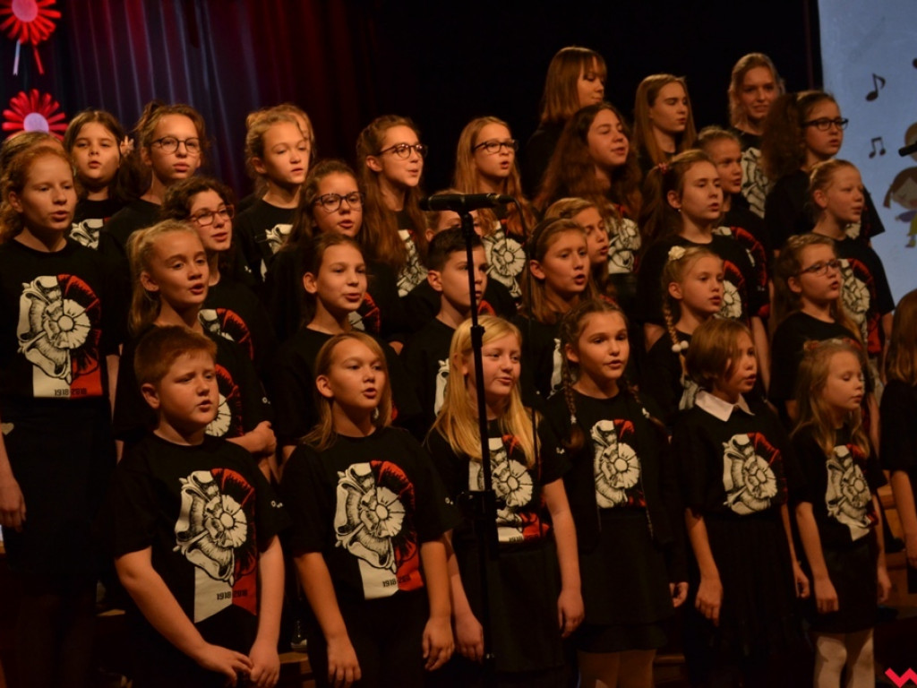 „Sto lat” dla Niepodległej. Pokoleniowe śpiewanie z Cameratą