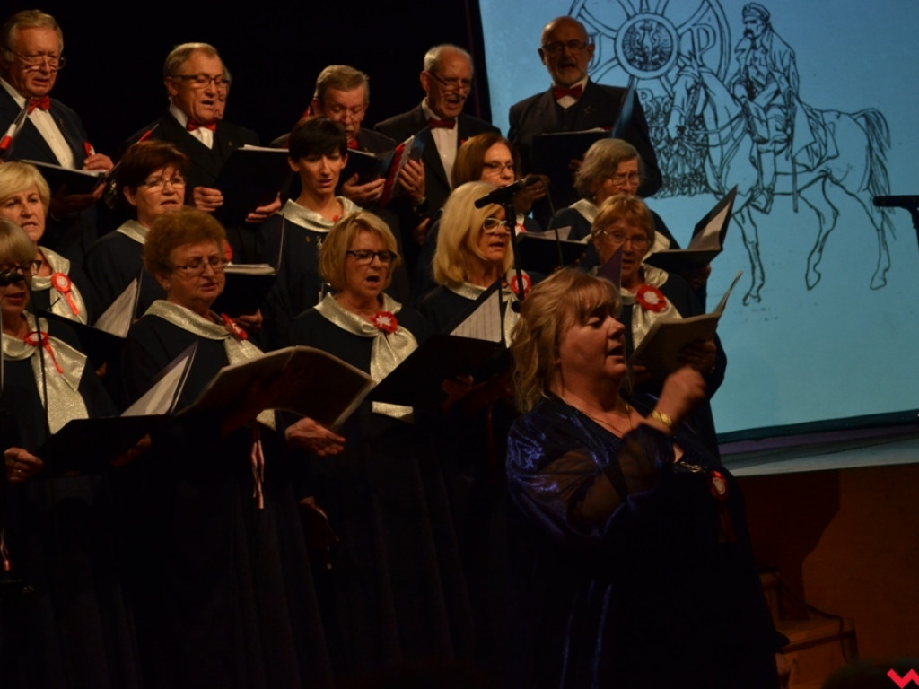 „Sto lat” dla Niepodległej. Pokoleniowe śpiewanie z Cameratą