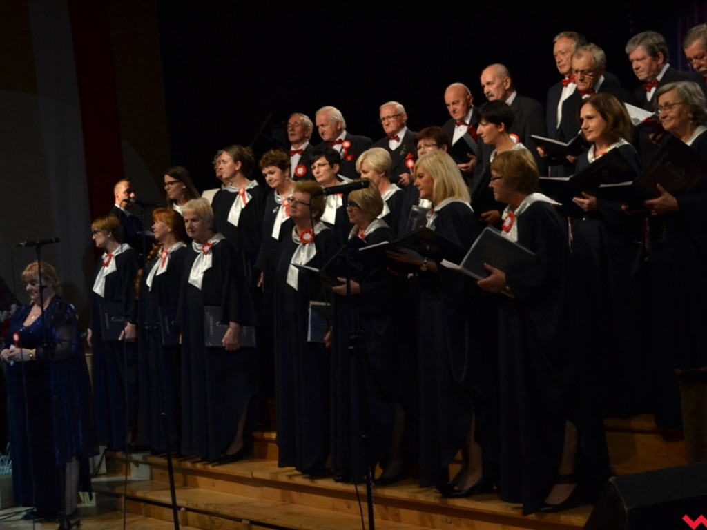 „Sto lat” dla Niepodległej. Pokoleniowe śpiewanie z Cameratą