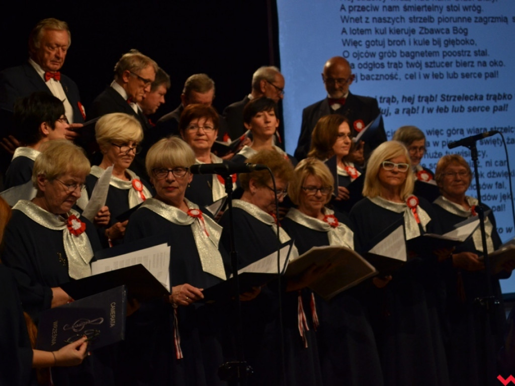 „Sto lat” dla Niepodległej. Pokoleniowe śpiewanie z Cameratą