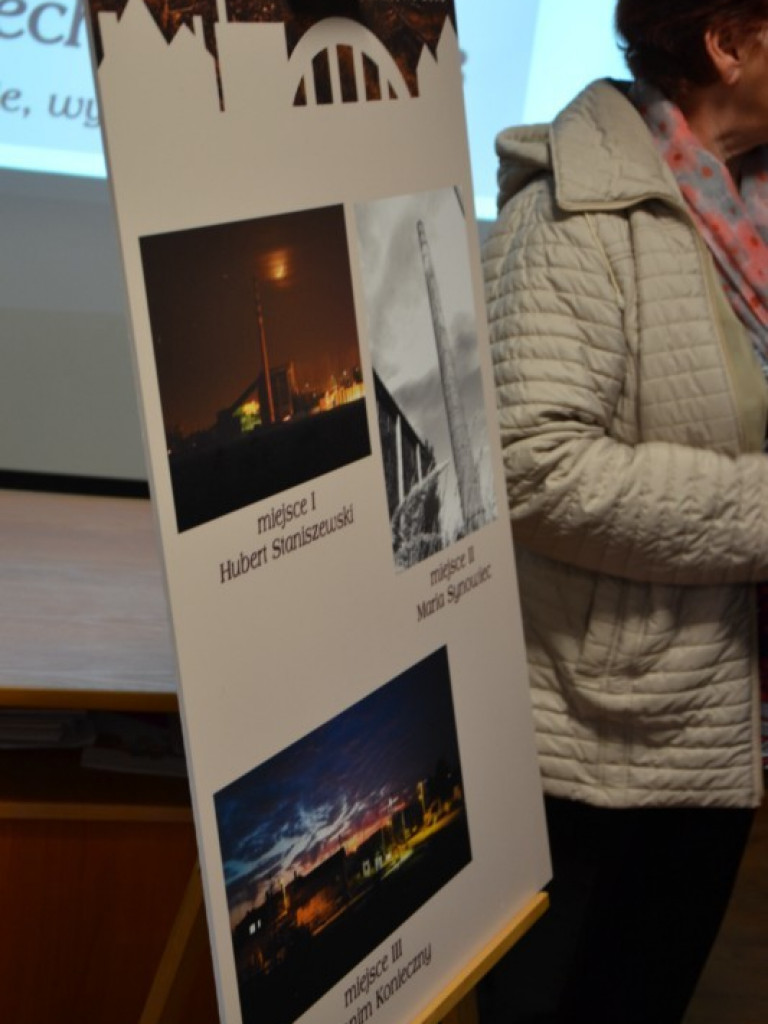 Otwarto wystawę zdjęć dokumentujących Orzechowo