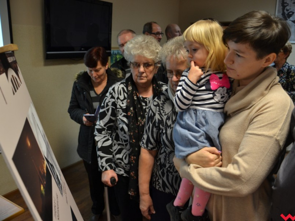 Otwarto wystawę zdjęć dokumentujących Orzechowo