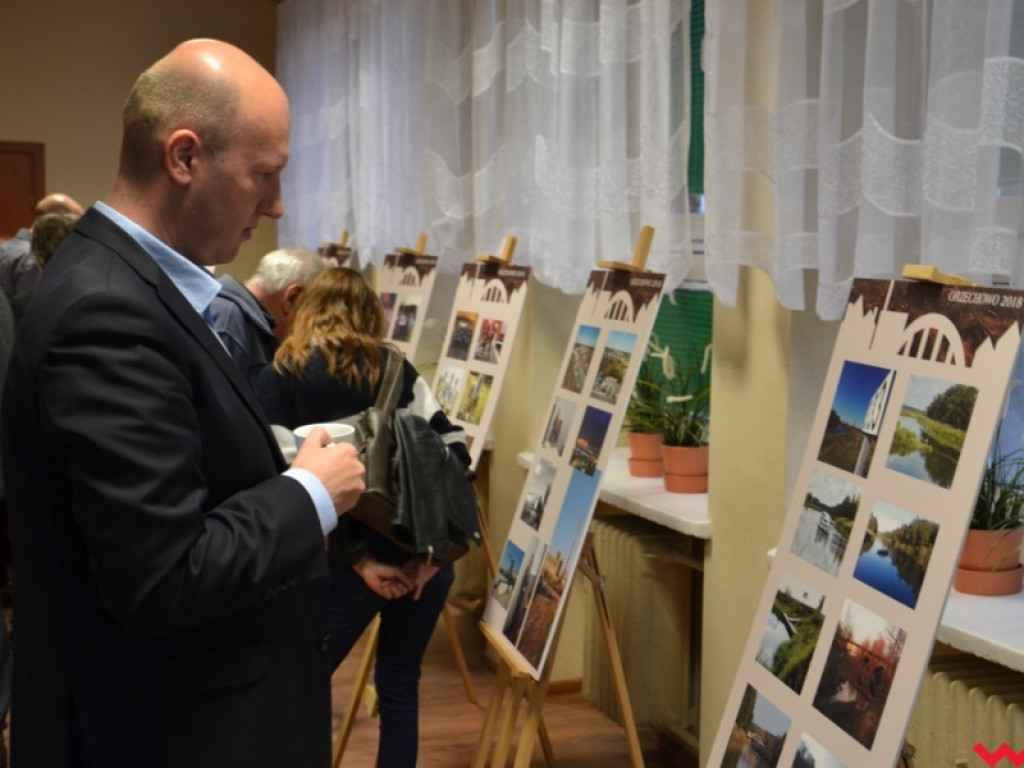 Otwarto wystawę zdjęć dokumentujących Orzechowo