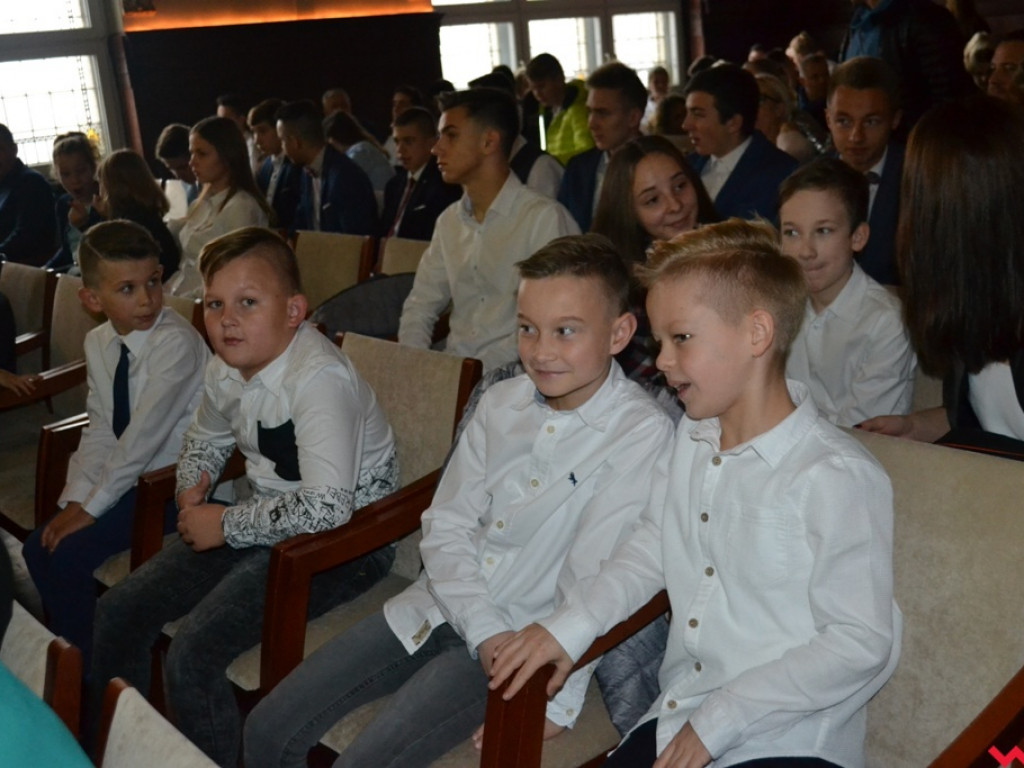 Młodzi, zdolni ze wsparciem powiatu