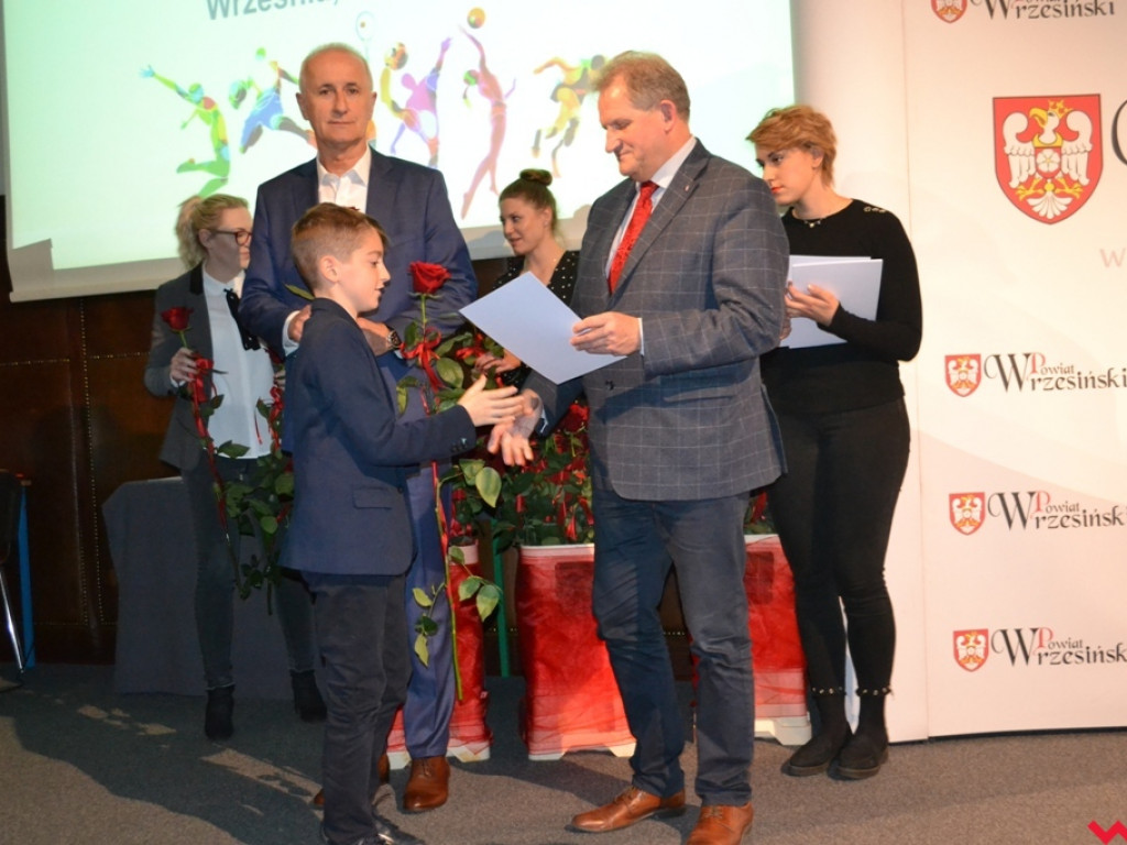 Młodzi, zdolni ze wsparciem powiatu