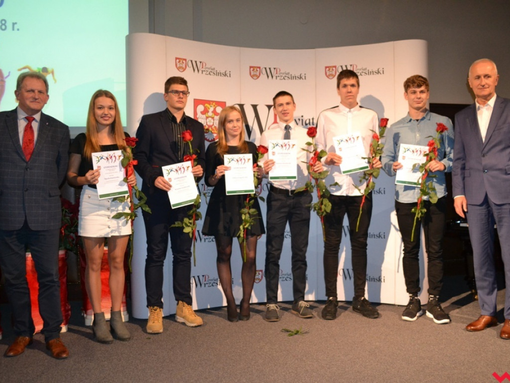 Młodzi, zdolni ze wsparciem powiatu