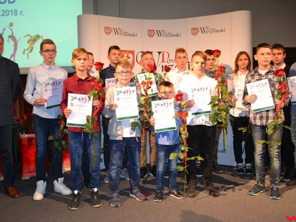 Młodzi, zdolni ze wsparciem powiatu