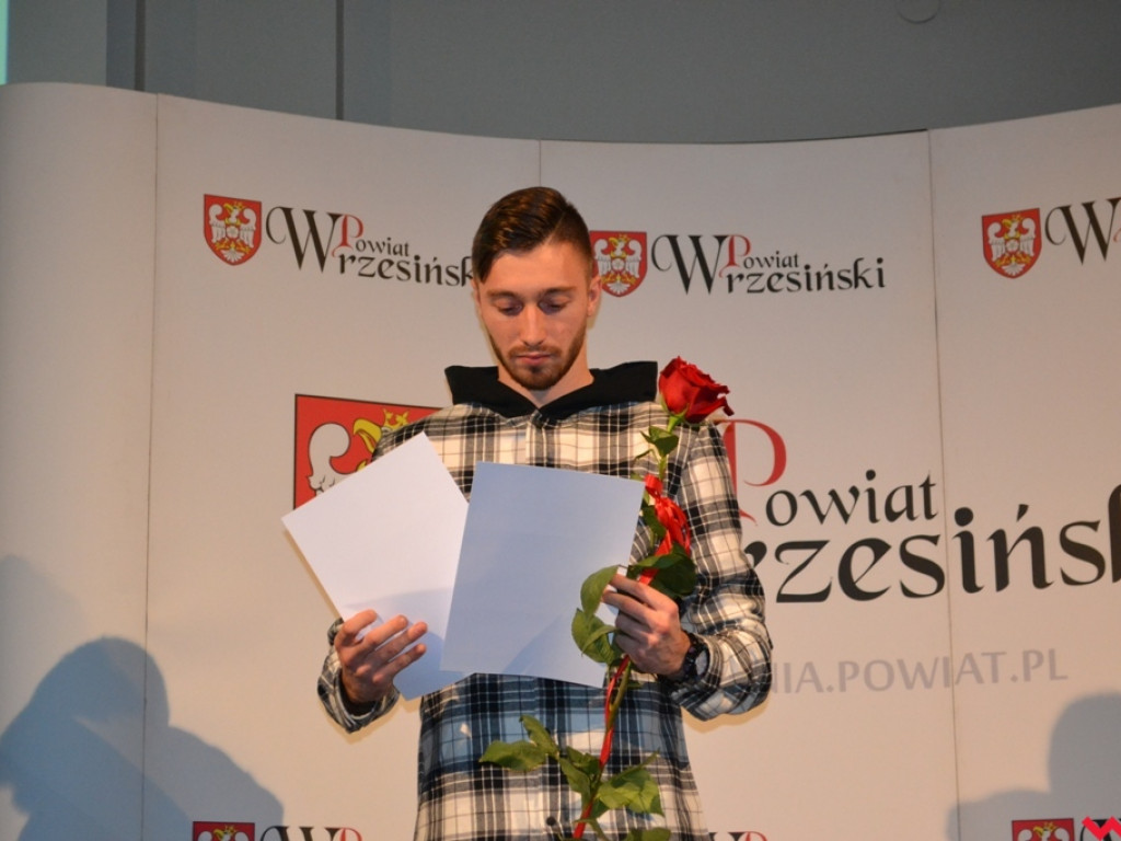 Młodzi, zdolni ze wsparciem powiatu