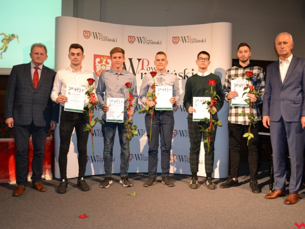 Młodzi, zdolni ze wsparciem powiatu