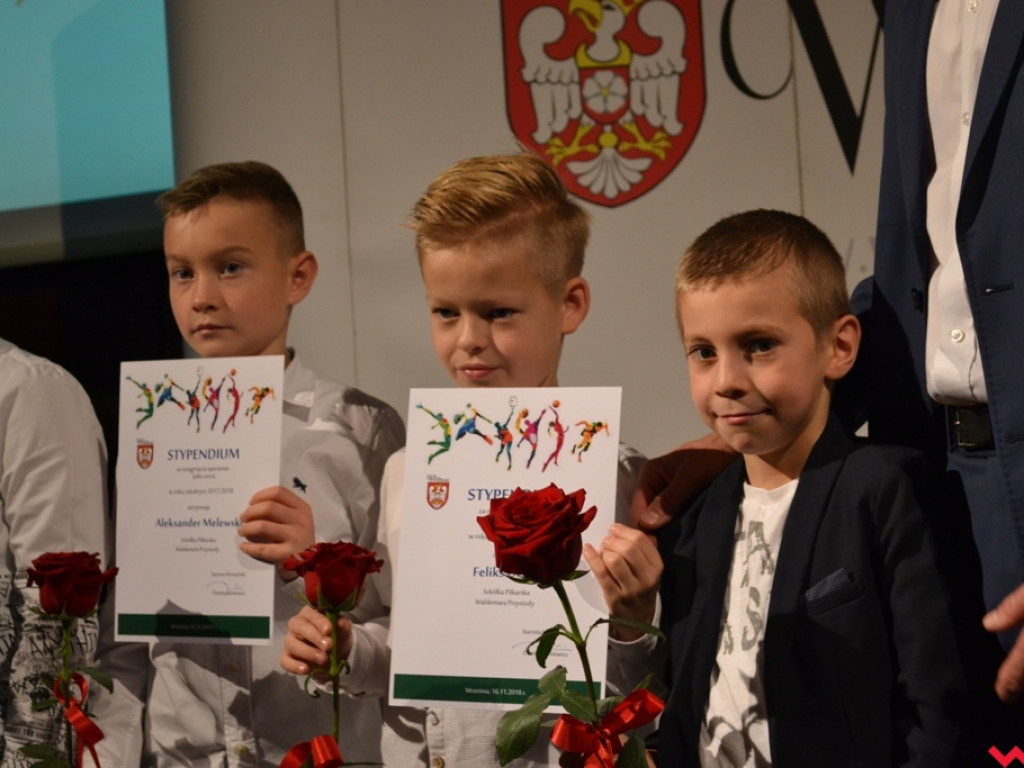 Młodzi, zdolni ze wsparciem powiatu