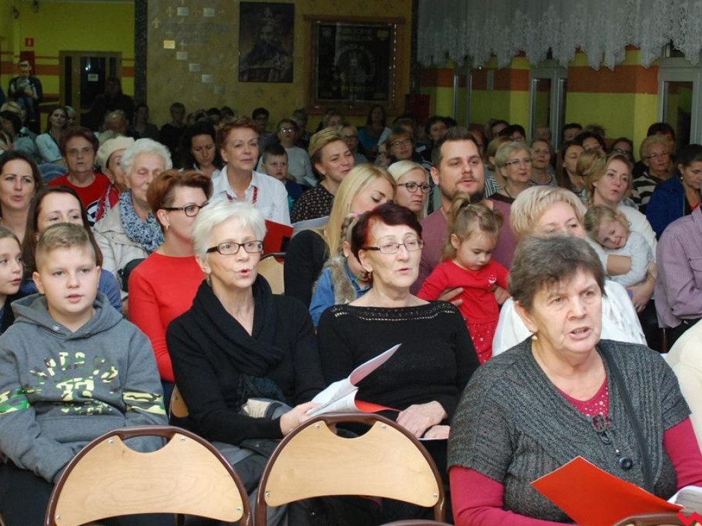 Koncert patriotyczny w pyzdrskiej szkole