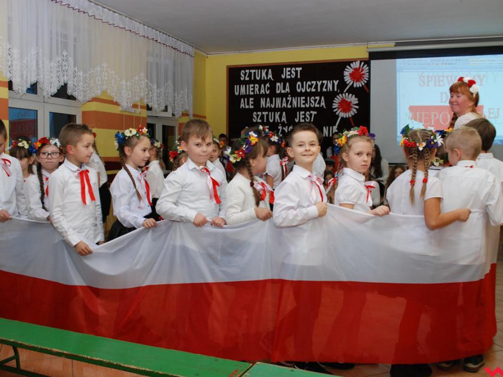 Koncert patriotyczny w pyzdrskiej szkole
