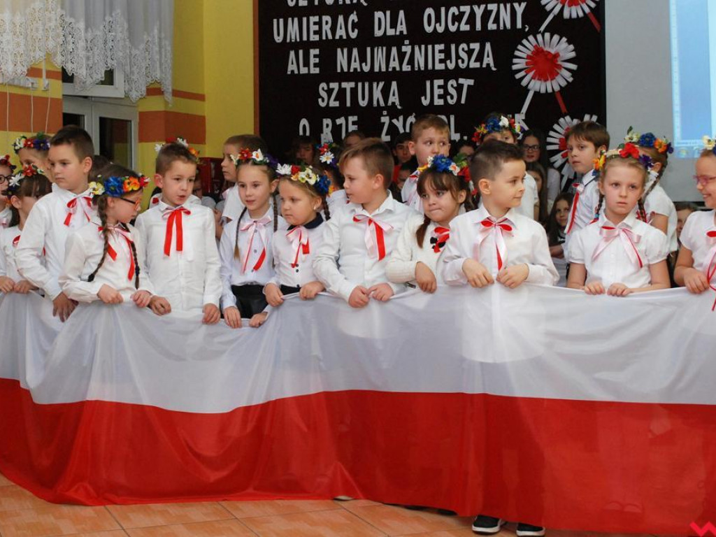 Koncert patriotyczny w pyzdrskiej szkole