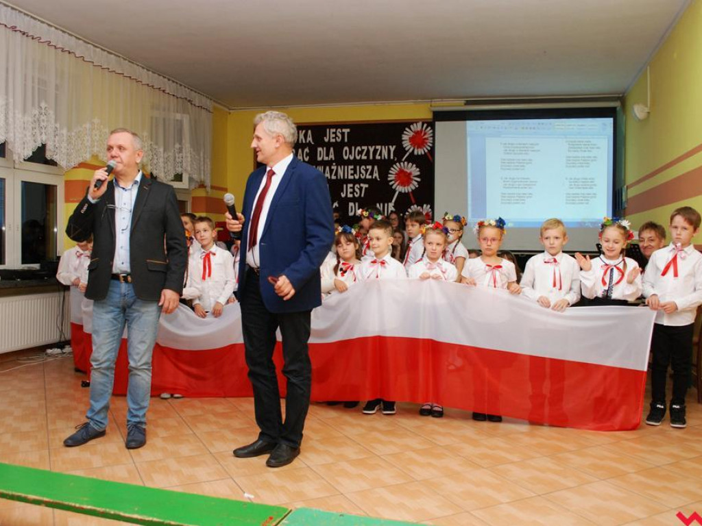 Koncert patriotyczny w pyzdrskiej szkole