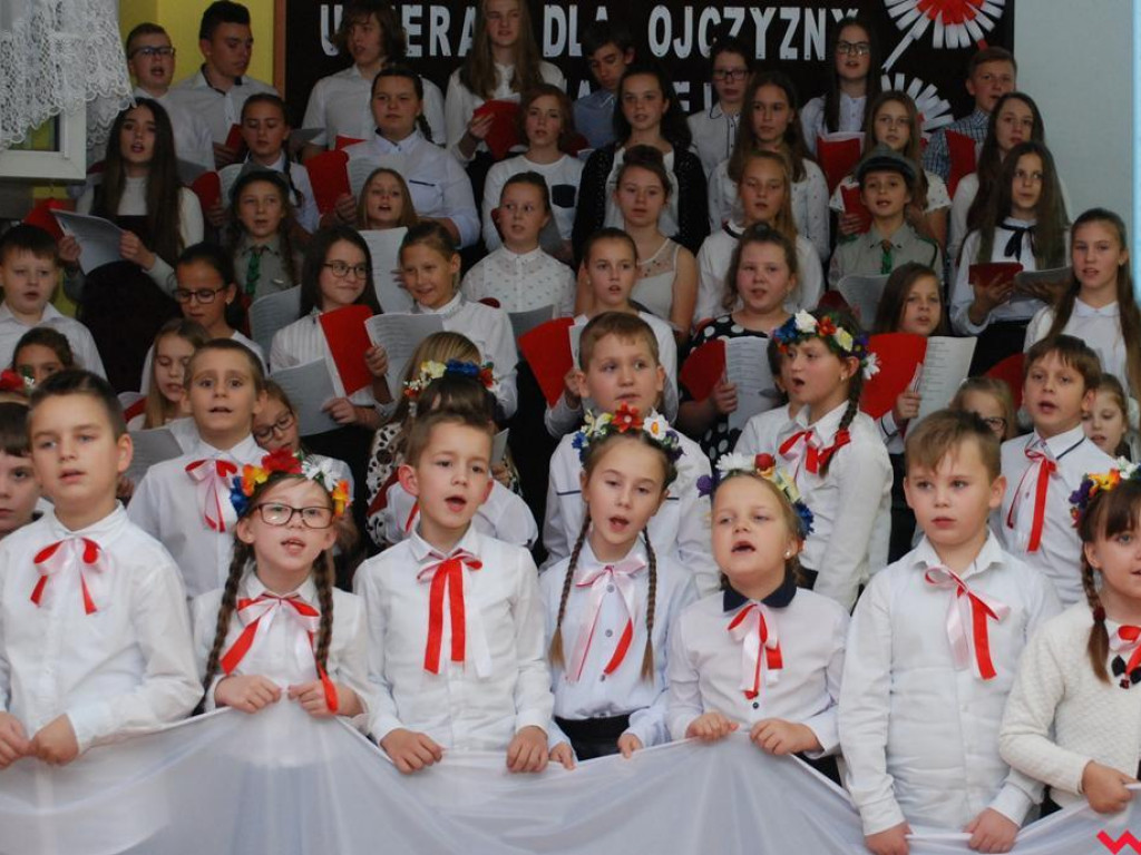 Koncert patriotyczny w pyzdrskiej szkole