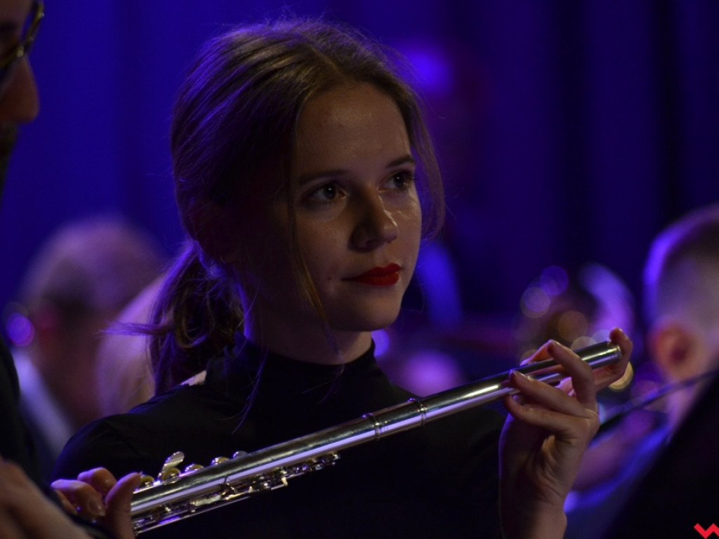 Z Wrzesińską Orkiestrą Dętą nie liczy się godzin i lat. Rozgrzewający jesienny koncert