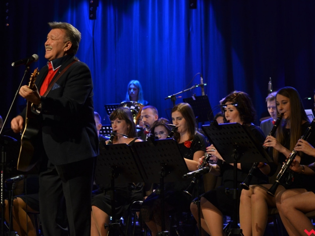 Z Wrzesińską Orkiestrą Dętą nie liczy się godzin i lat. Rozgrzewający jesienny koncert