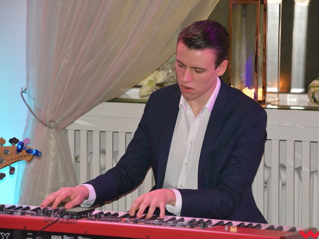 Września stawia na jazz. Tymoteusz Krajniak zaprosił przyjaciół do wspólnego koncertowania