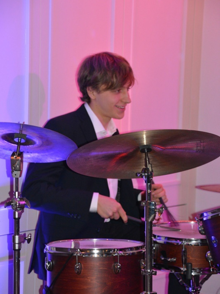 Września stawia na jazz. Tymoteusz Krajniak zaprosił przyjaciół do wspólnego koncertowania