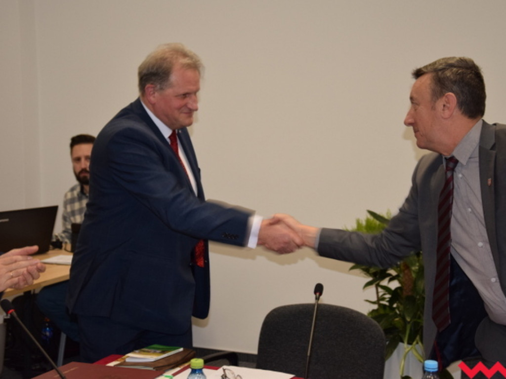 Samorządny Powiat i Platforma Obywatelska biorą najważniejsze stanowiska