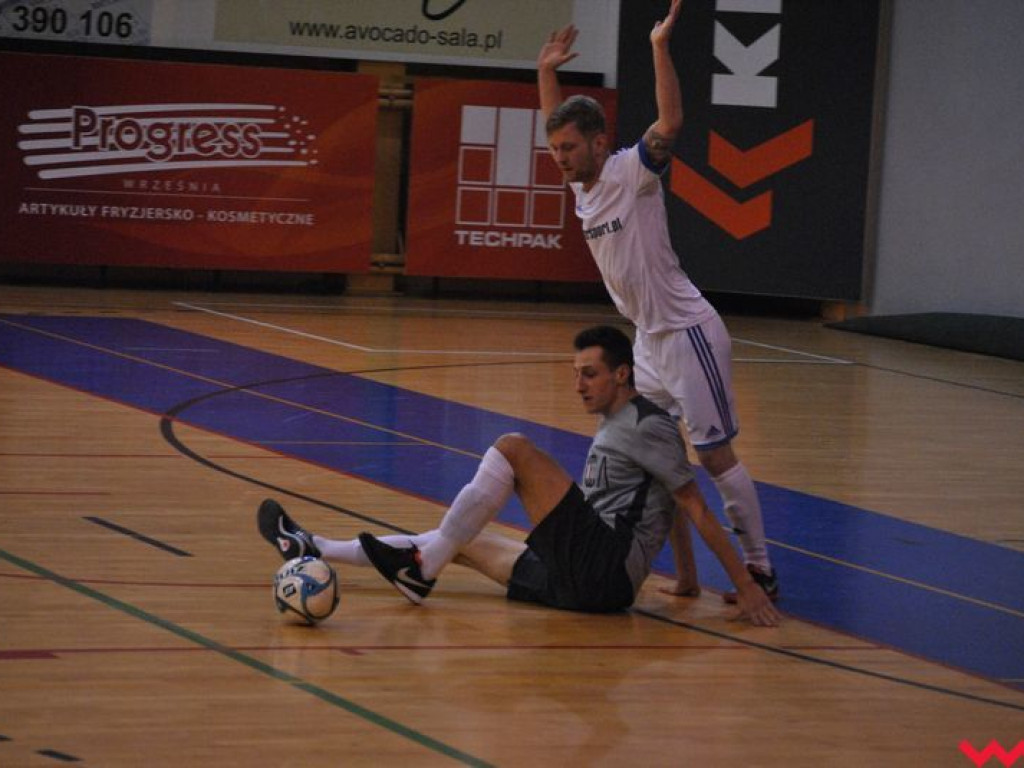 Niespodziewane wyniki meczów na szczycie lig WTPN