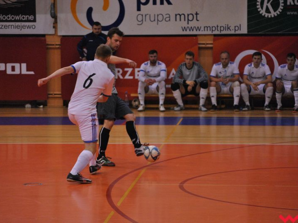 Niespodziewane wyniki meczów na szczycie lig WTPN