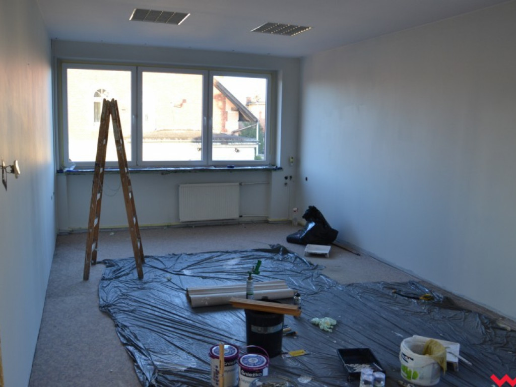 Gruszczyński zlecił remont gabinetu, bo w pracy chce się dobrze czuć