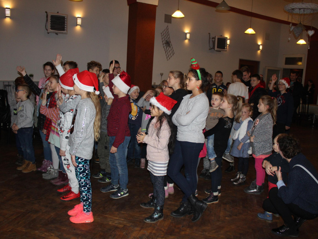 Święty Mikołaj przybył z worem prezentów do Targowej Górki