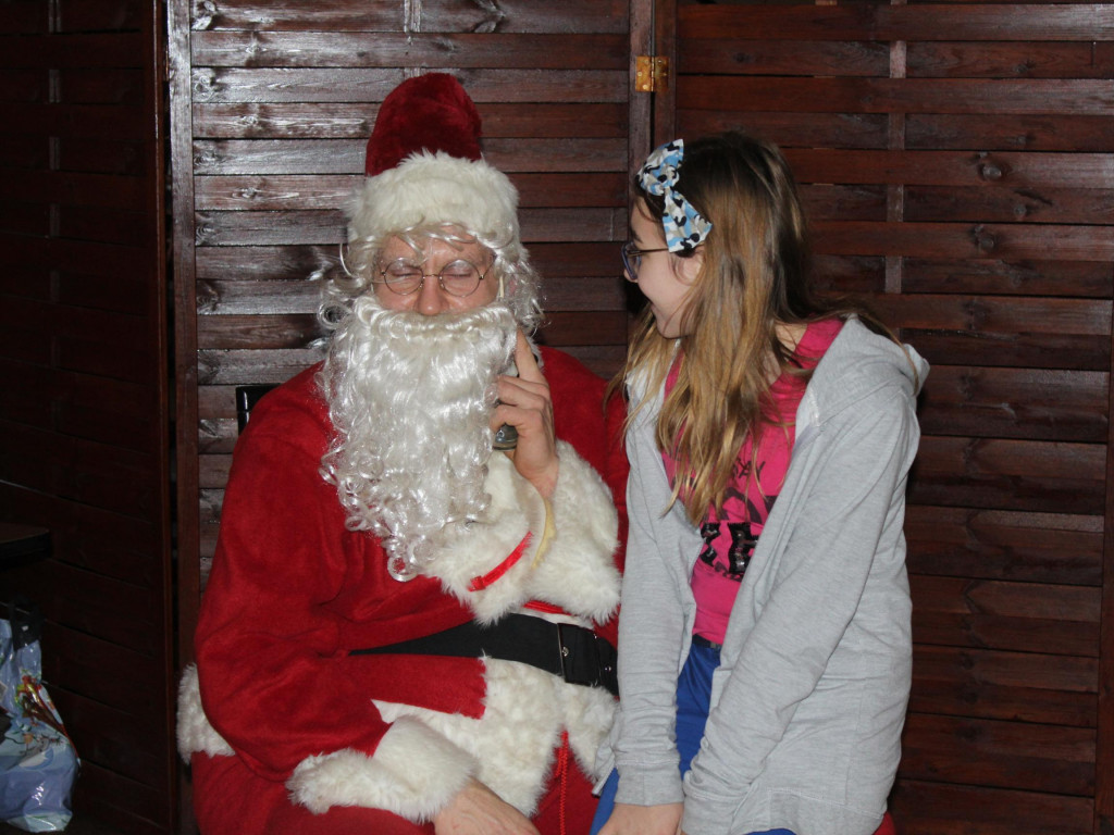 Święty Mikołaj przybył z worem prezentów do Targowej Górki