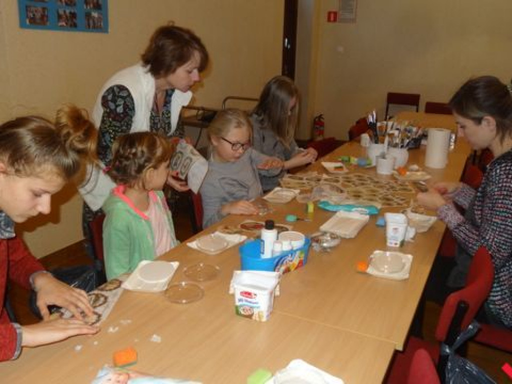 Spod rąk dzieci wyszły śliczne ozdoby świąteczne