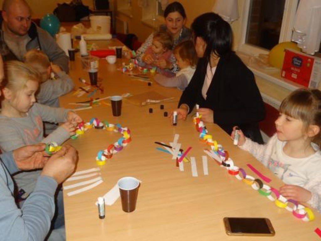 Spod rąk dzieci wyszły śliczne ozdoby świąteczne