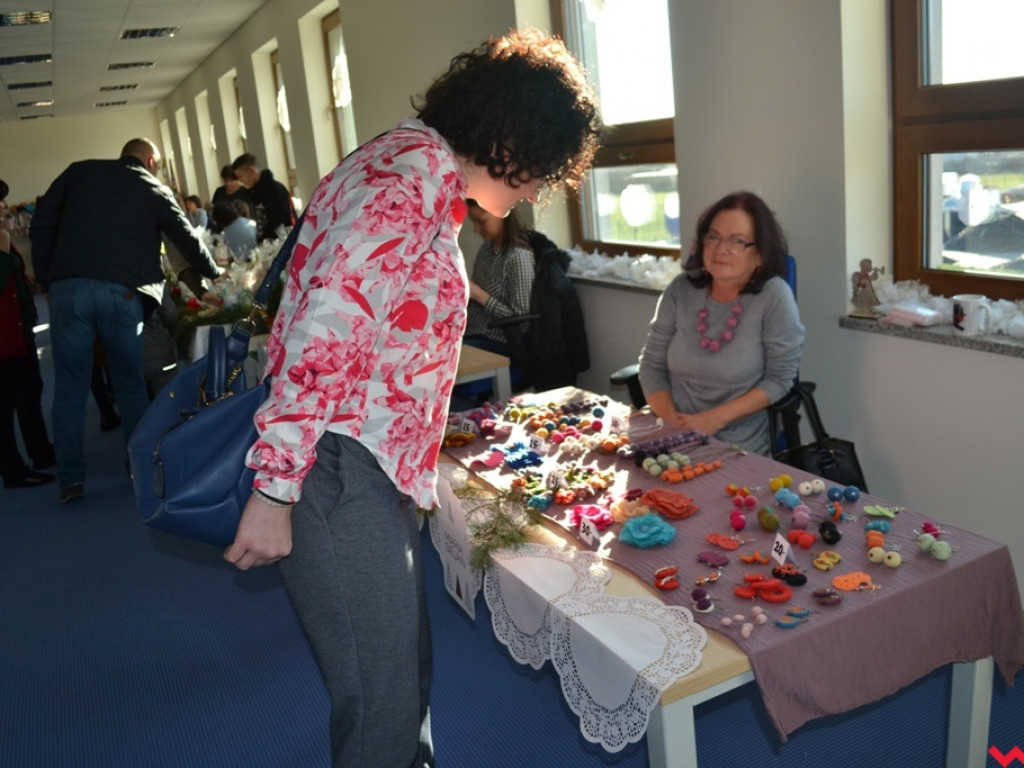 Przedświąteczny bazar w Collegium Artes