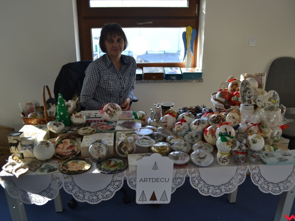 Przedświąteczny bazar w Collegium Artes