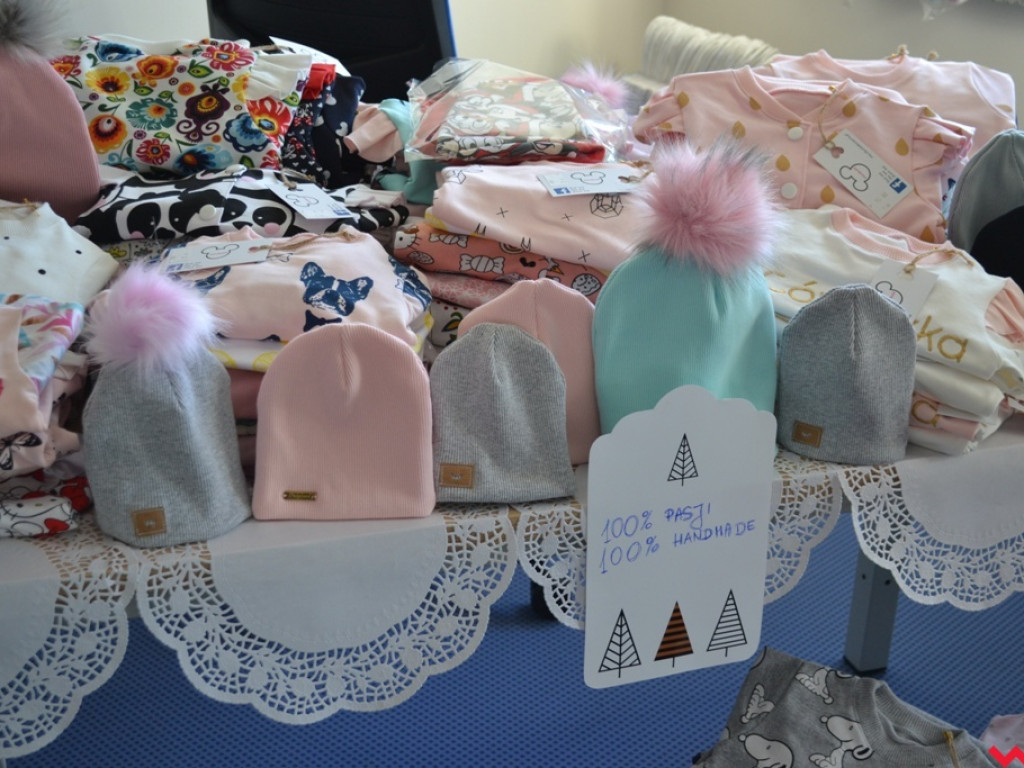 Przedświąteczny bazar w Collegium Artes