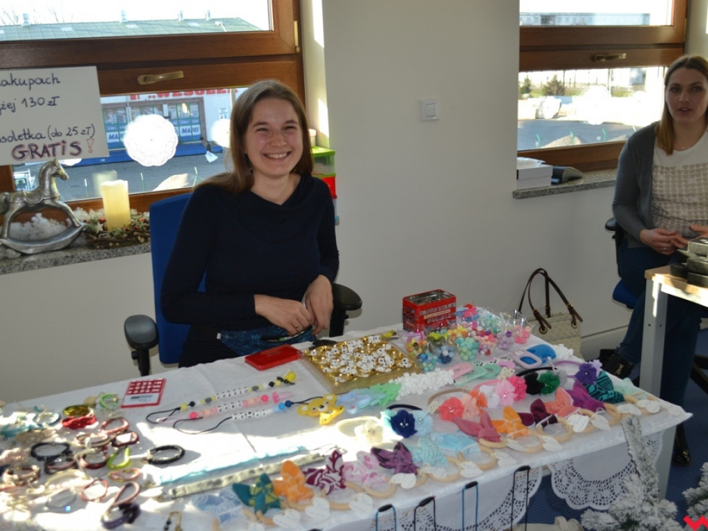 Przedświąteczny bazar w Collegium Artes