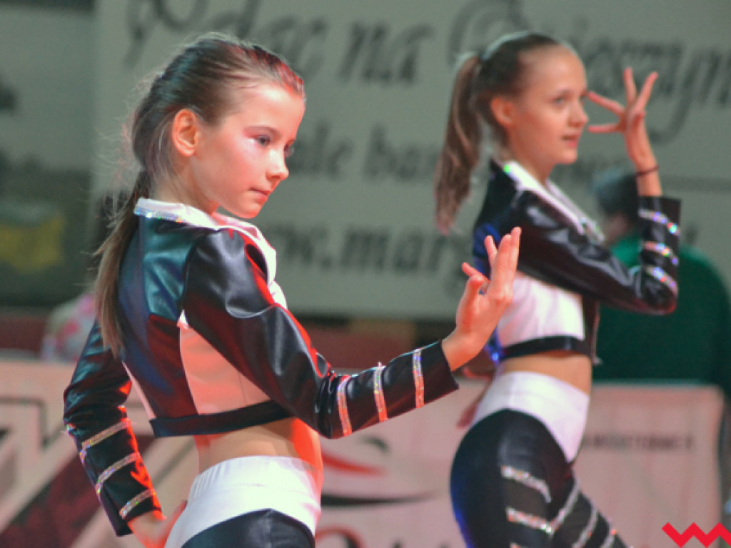 Wachlarz tańców i emocji na X Grand Prix Polski Dance Września!