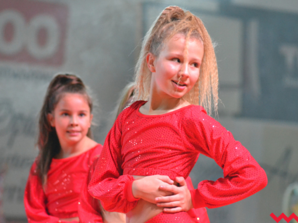 Wachlarz tańców i emocji na X Grand Prix Polski Dance Września!