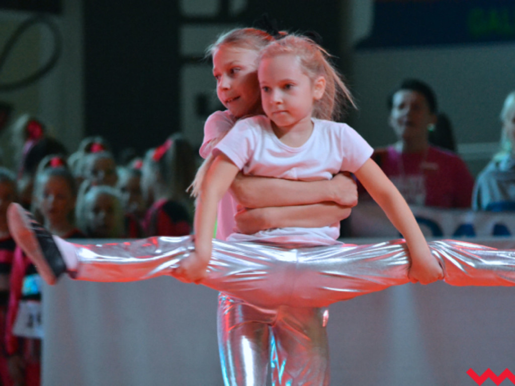 Wachlarz tańców i emocji na X Grand Prix Polski Dance Września!