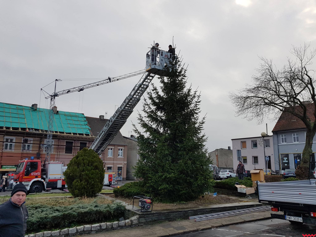 Słodycze dla dzieci, a dla dorosłych czerwony barszcz i grzaniec