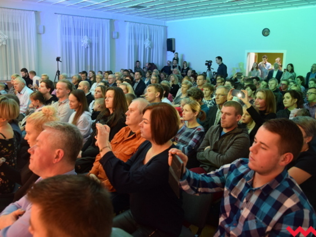 Świat radował się w Kołaczkowie. Świąteczny koncert charytatywny