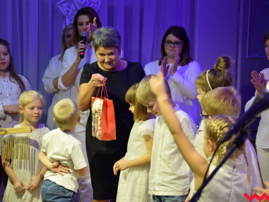 Świat radował się w Kołaczkowie. Świąteczny koncert charytatywny
