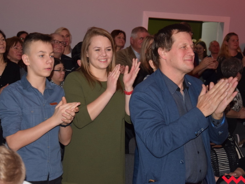 Świat radował się w Kołaczkowie. Świąteczny koncert charytatywny