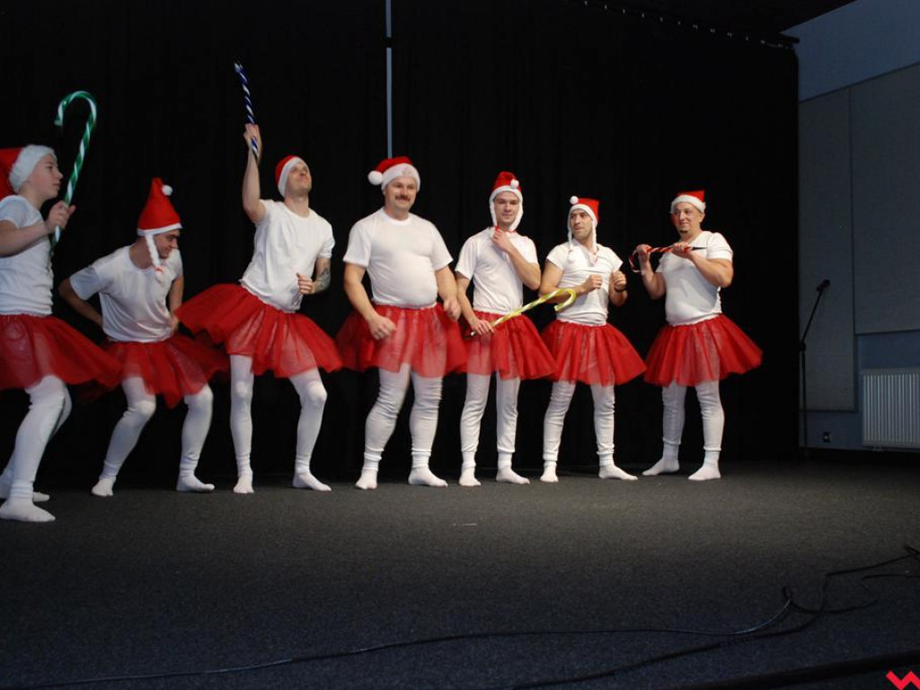 Wyszli na scenę i zrobili charytatywne show „Gramy dla Julki”