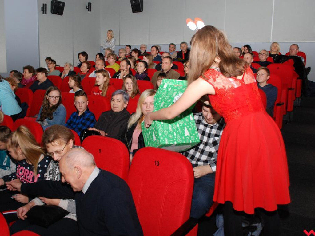 Wyszli na scenę i zrobili charytatywne show „Gramy dla Julki”
