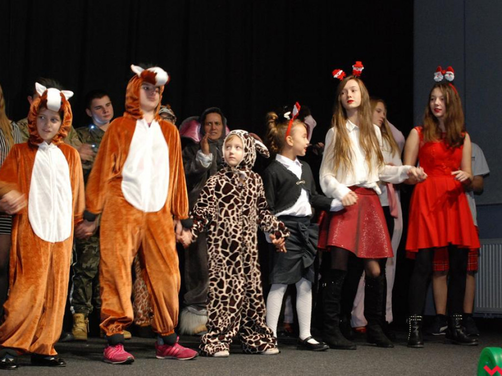 Wyszli na scenę i zrobili charytatywne show „Gramy dla Julki”