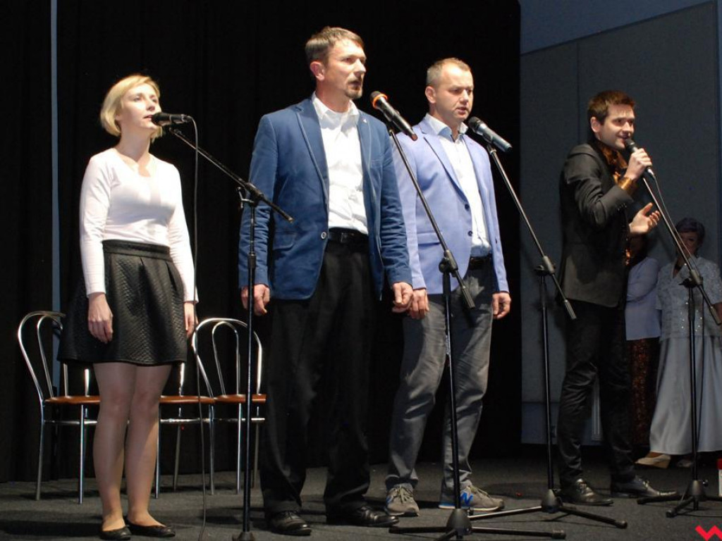 Wyszli na scenę i zrobili charytatywne show „Gramy dla Julki”